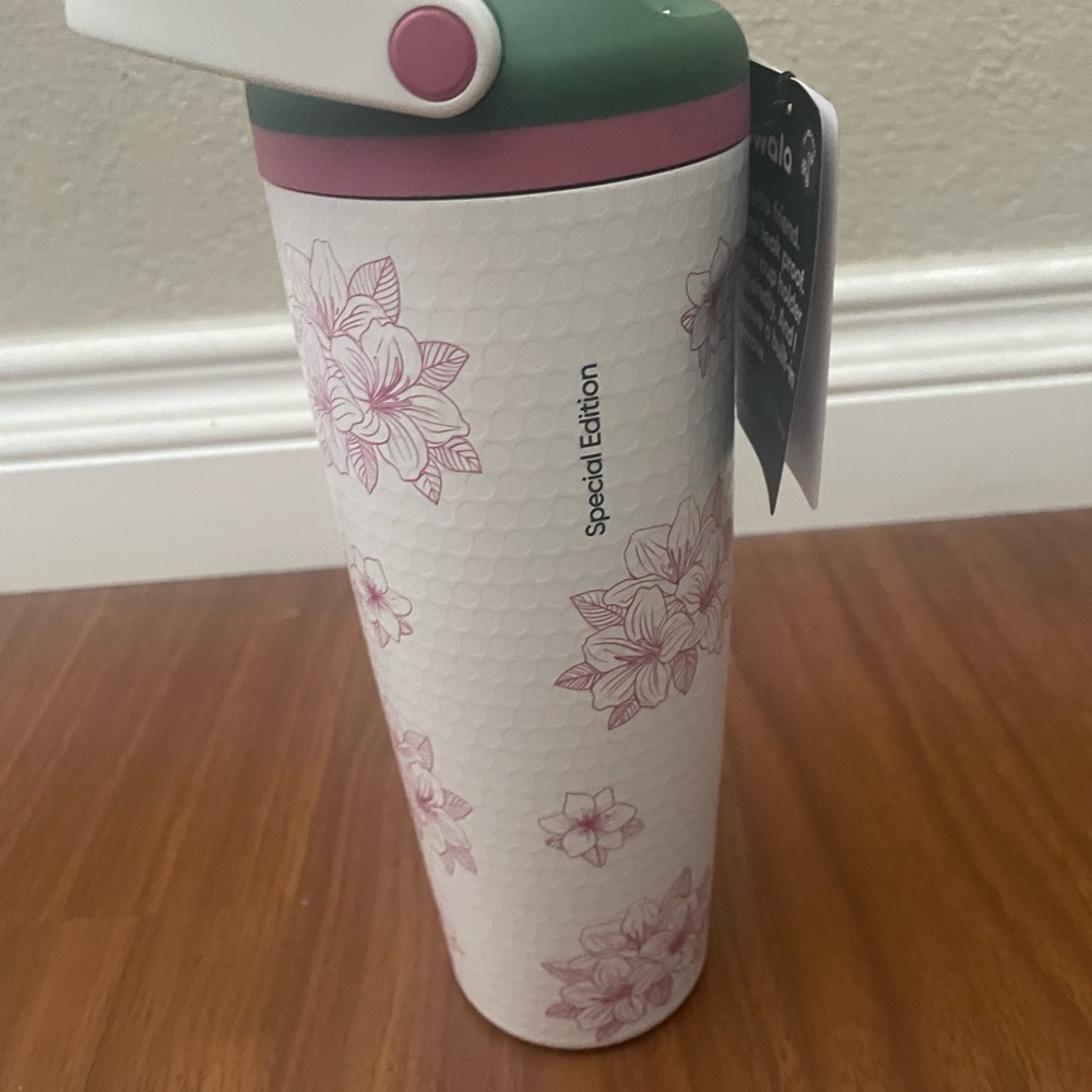 Owala FreeSip Sway 30oz Special Edition Azalea Masters Golf Water Bottle - Picture 3 of 6